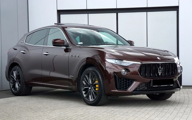 Maserati Levante cena 199900 przebieg: 143500, rok produkcji 2018 z Lipsko małe 254